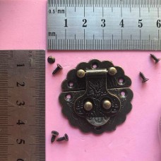 Latch Bronze Scalloped Circle Latch Bronze Scalloped Circle