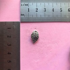 Metal Charm - Leaf