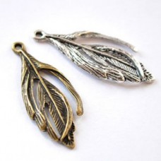 Metal Charm - Leaves Bronze